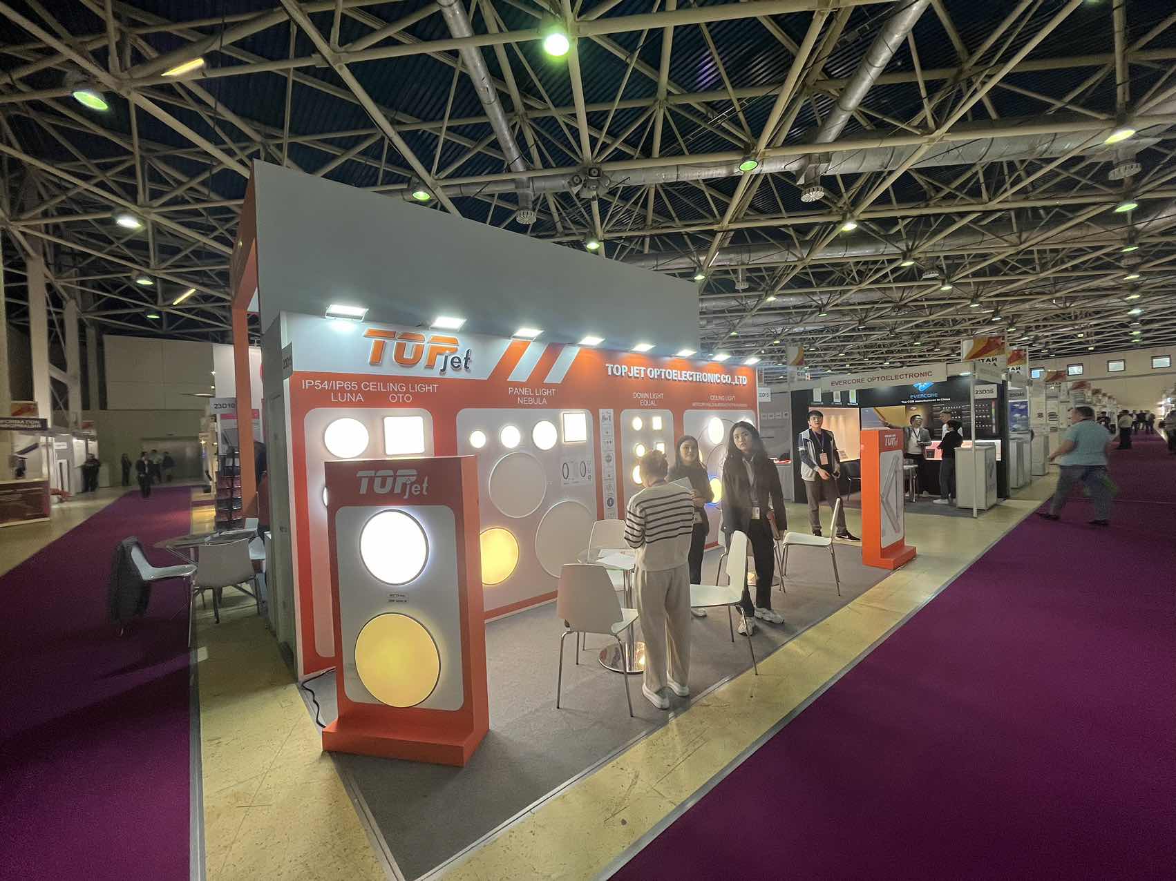 Top Strategies for 80% Cost-Effective Italian Exhibition Booth Setup: Balancing Creativity and Budge